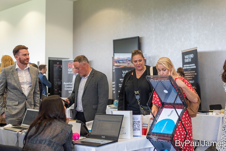 Visitors-exhibitors-Manchester-Biz-Fair-2022